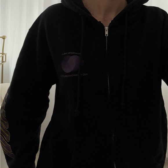 Shadow Hill Black Zip-Up Hoodie - Picture 2 of 12